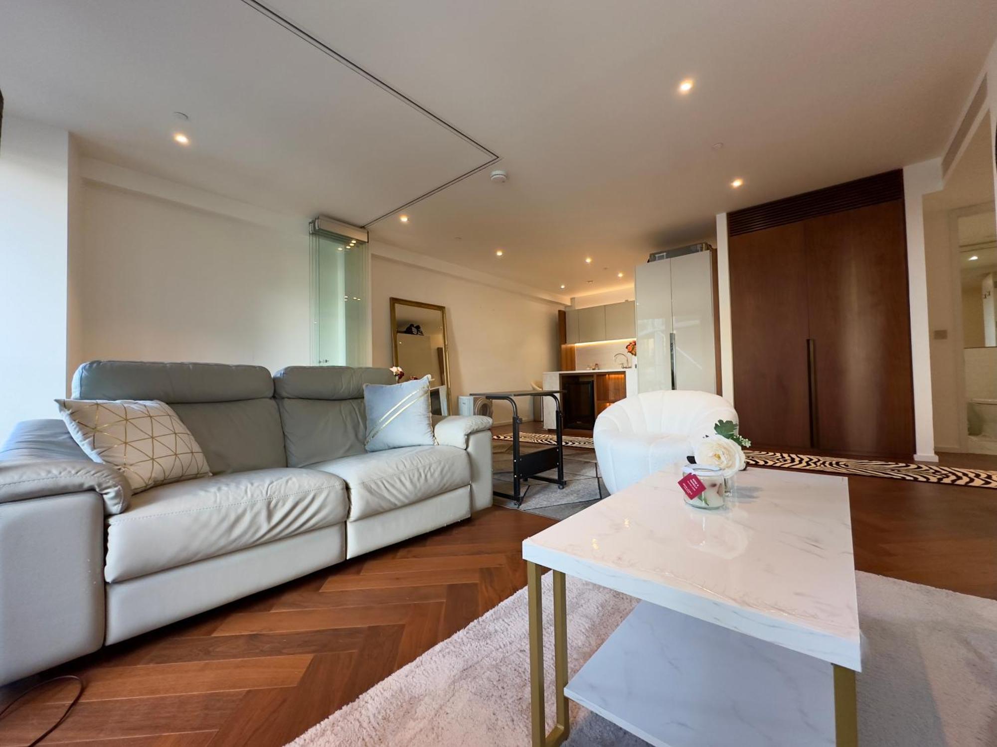 Lavish Penthouse River View Fast Wifi - Luxurylondonstays Londra